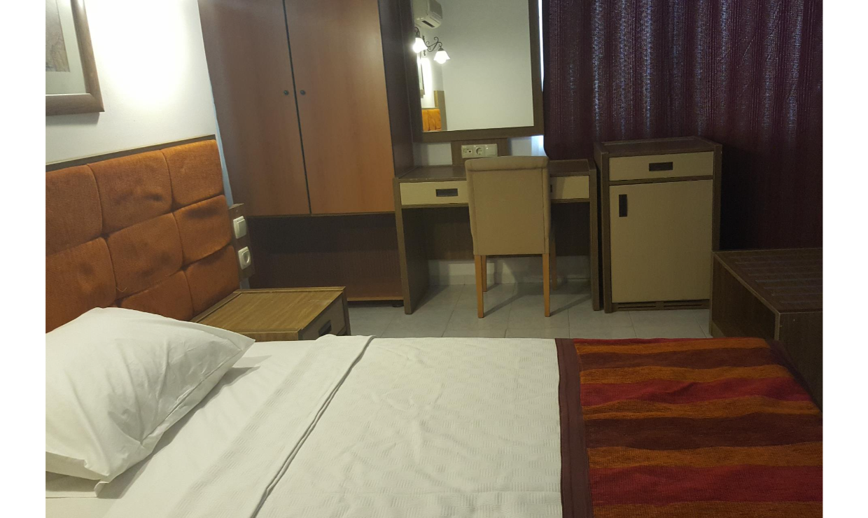 CarmenOtelRoom12_1